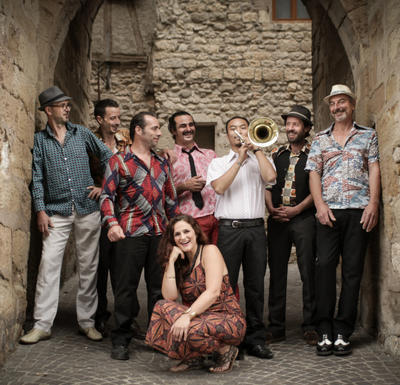 Ida y vuelta (Salsa roots)